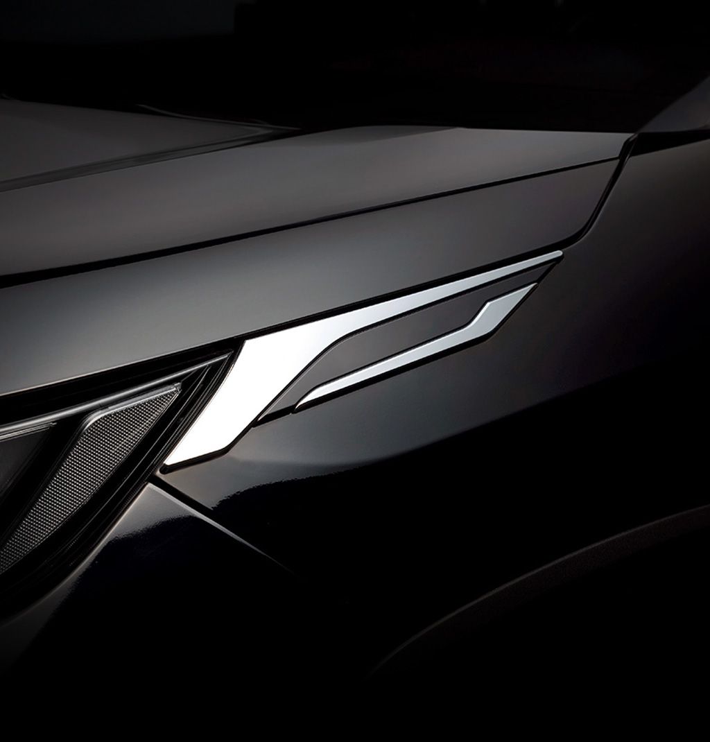 헤드라이트 가니시 KRW 407,000 (VAT 포함, 공임 별도)