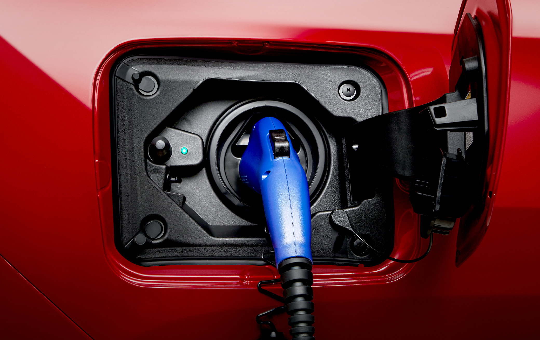 전기차와 같은 외부 전력 직접 충전